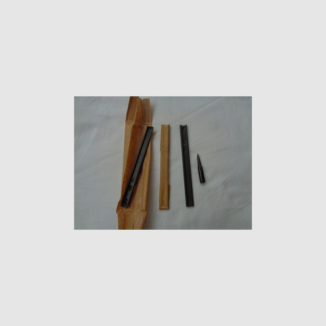 Set 3x AK74 Ladestreifen + Exerzierpatrone 5,45x39mm aus NVA Bestand, neu (NOS)