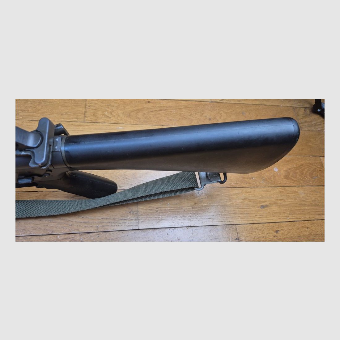 Prächtige und seltene M16 A1 Repetierbüchse – Regulierungswaffe „US Government Property“ – Colt-Fertigung von 1973! – Vietnamkrieg-Ära – Kaliber 5,56 NATO – Mythische Waffe des 20. Jahrhunderts – Lauf und Mechanik perfekt – Ausgezeichneter ästhetischer Zustand – TBE++ – – Kategorie A2 – Export AUSSCHLIESSLICH, Bild 23 von 44