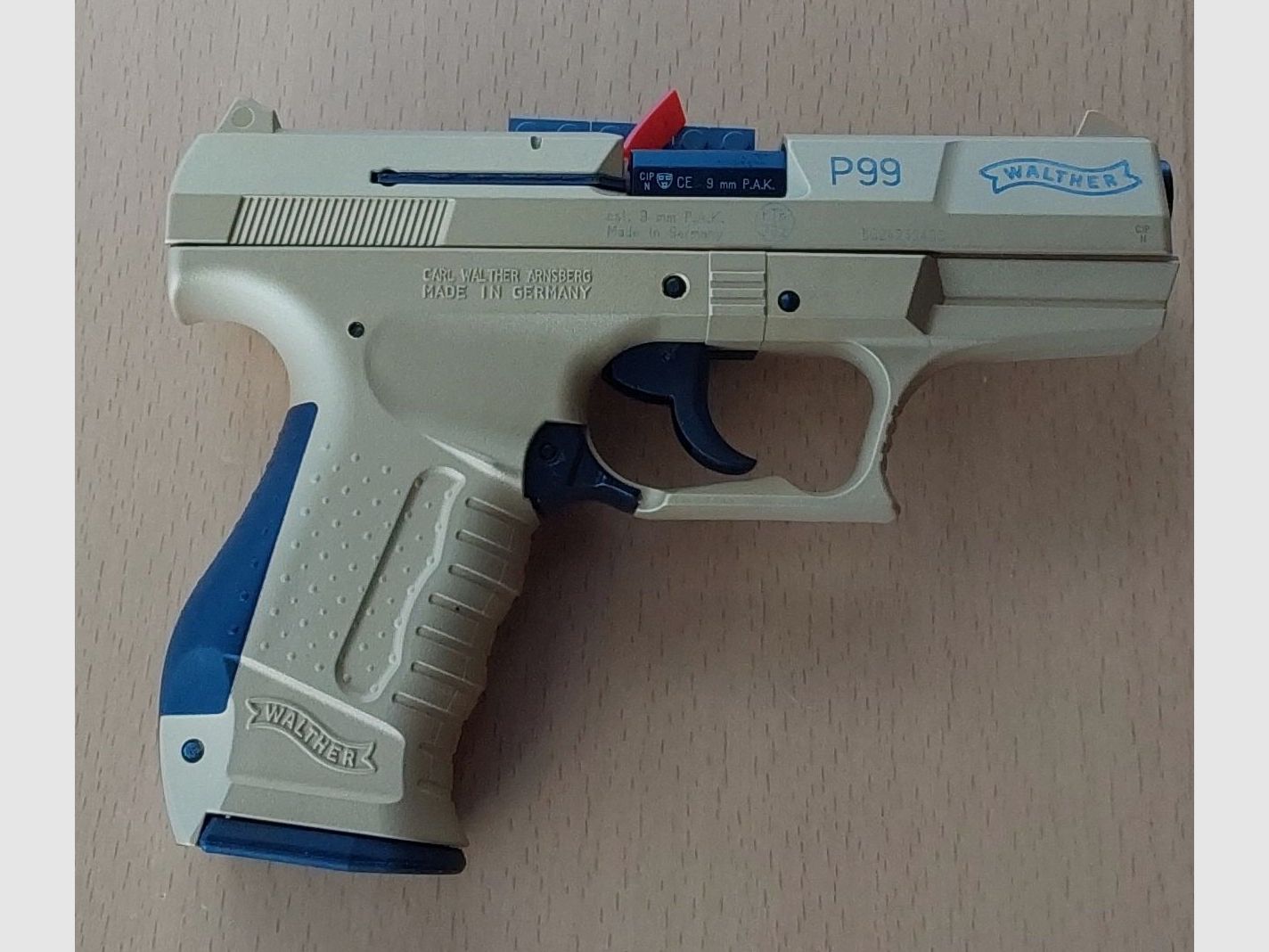 Walther P99 Édition Glacier Or 9mm Pak