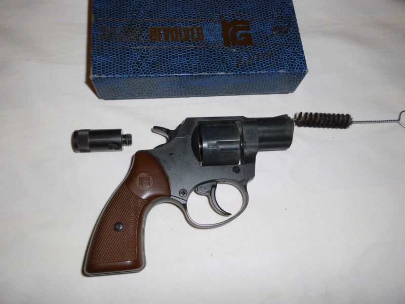 Röhm RG 59 Le Petit  Schreckschuss Revolver brüniert 9 mm R.K. (PTB 527)