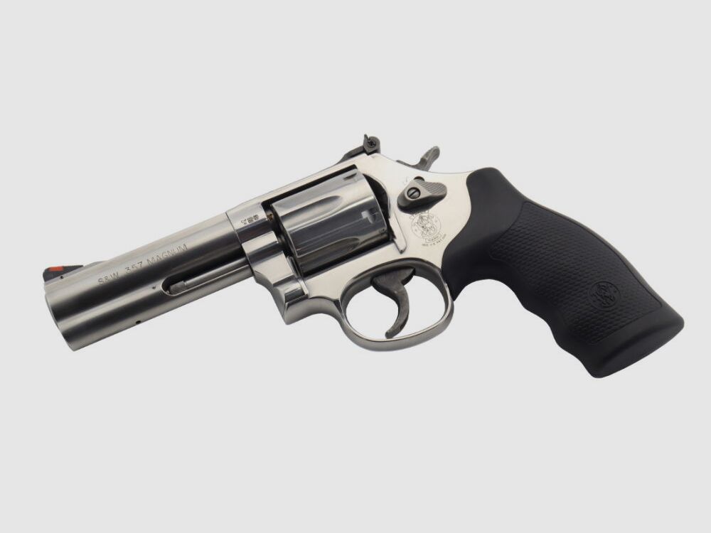 Smith & Wesson	 686 Standart 4 Zoll