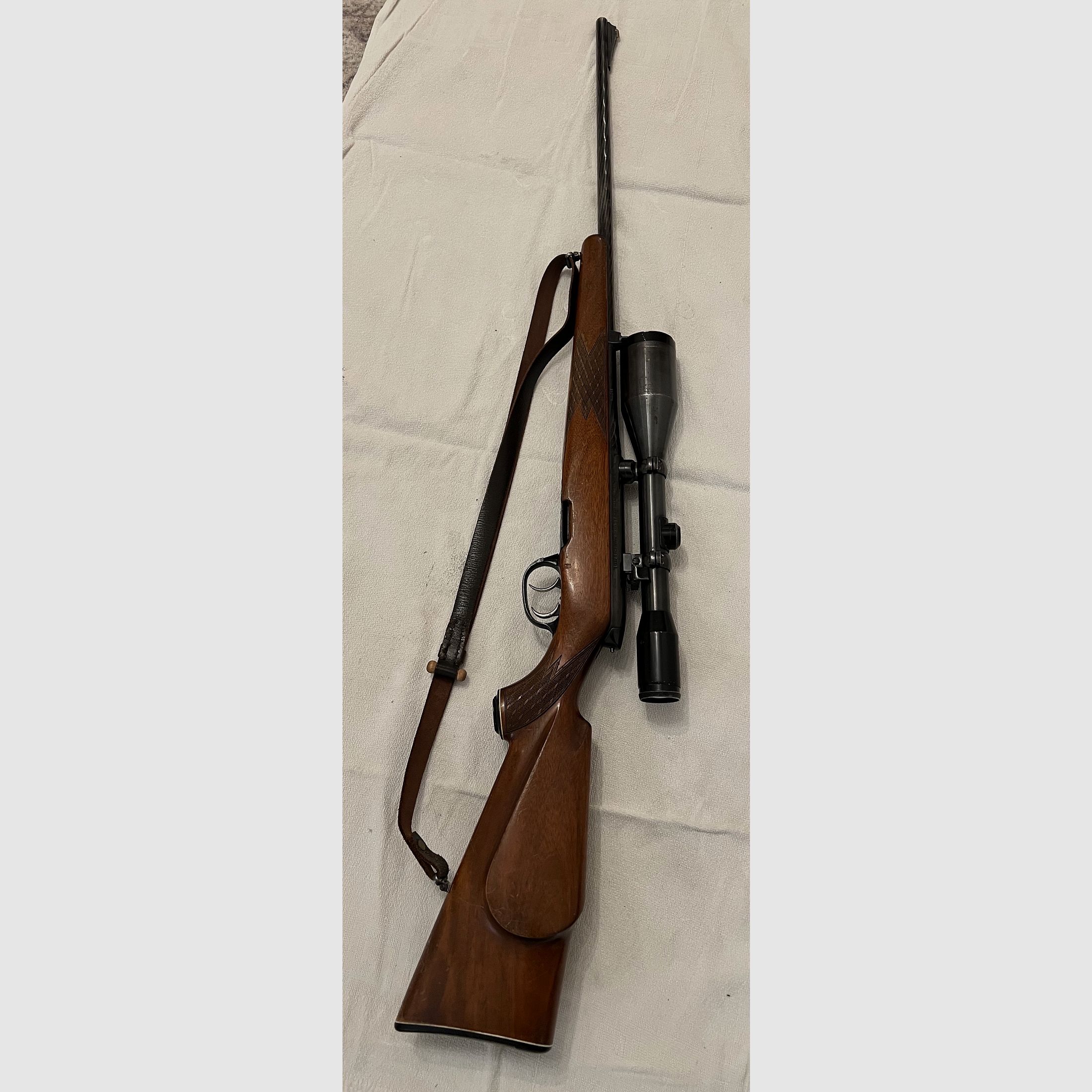 Steyr Mannlicher Modell L Repetidor .243 Win. ZF Carl Zeiss Diasta 8x52