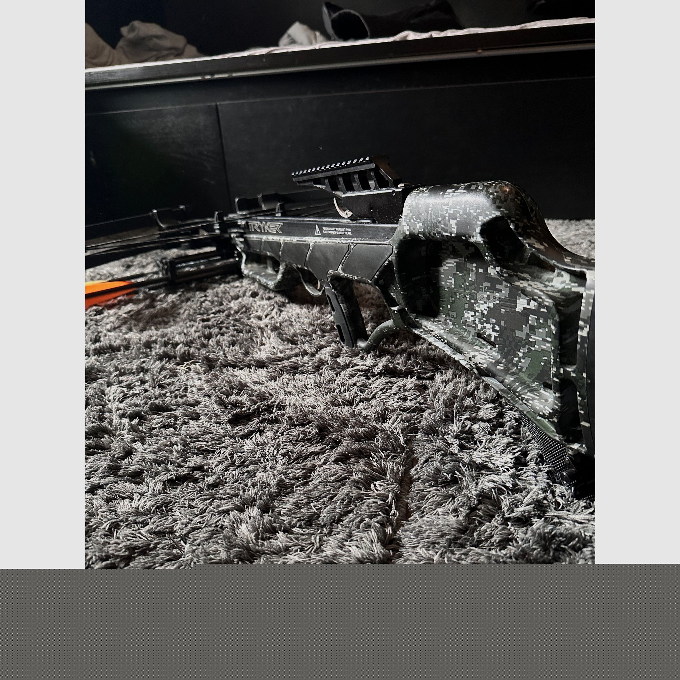 Stryker Strykezone 380 the walking dead armbrust