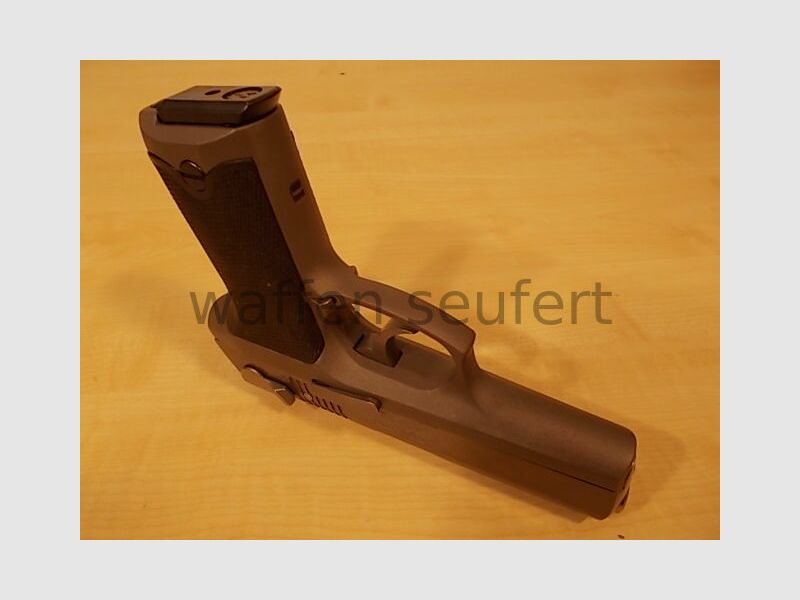 Pistola Ruger P94DC