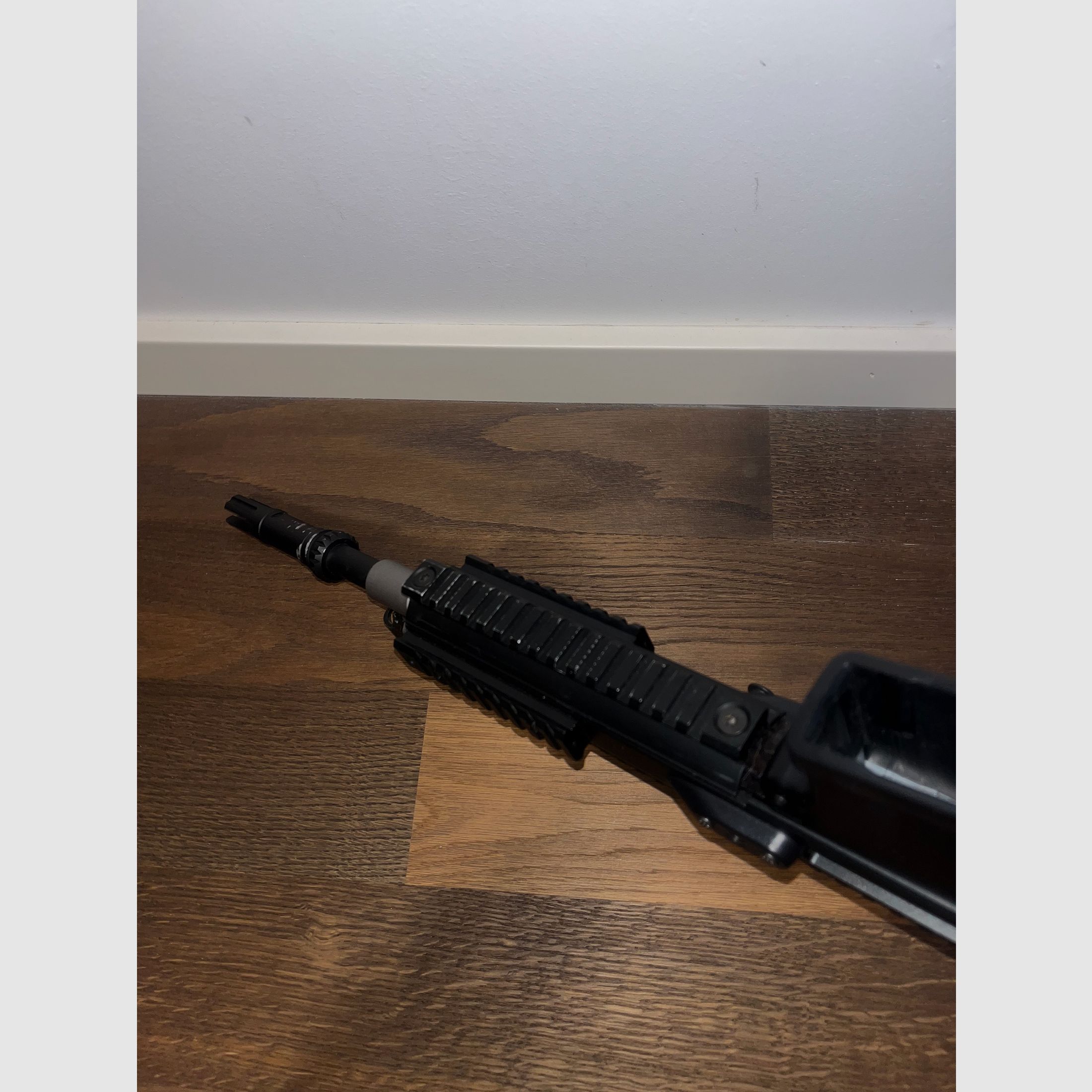 Tokyo Marui Scar-H mit Granatwerfer und passendem Zubehör
