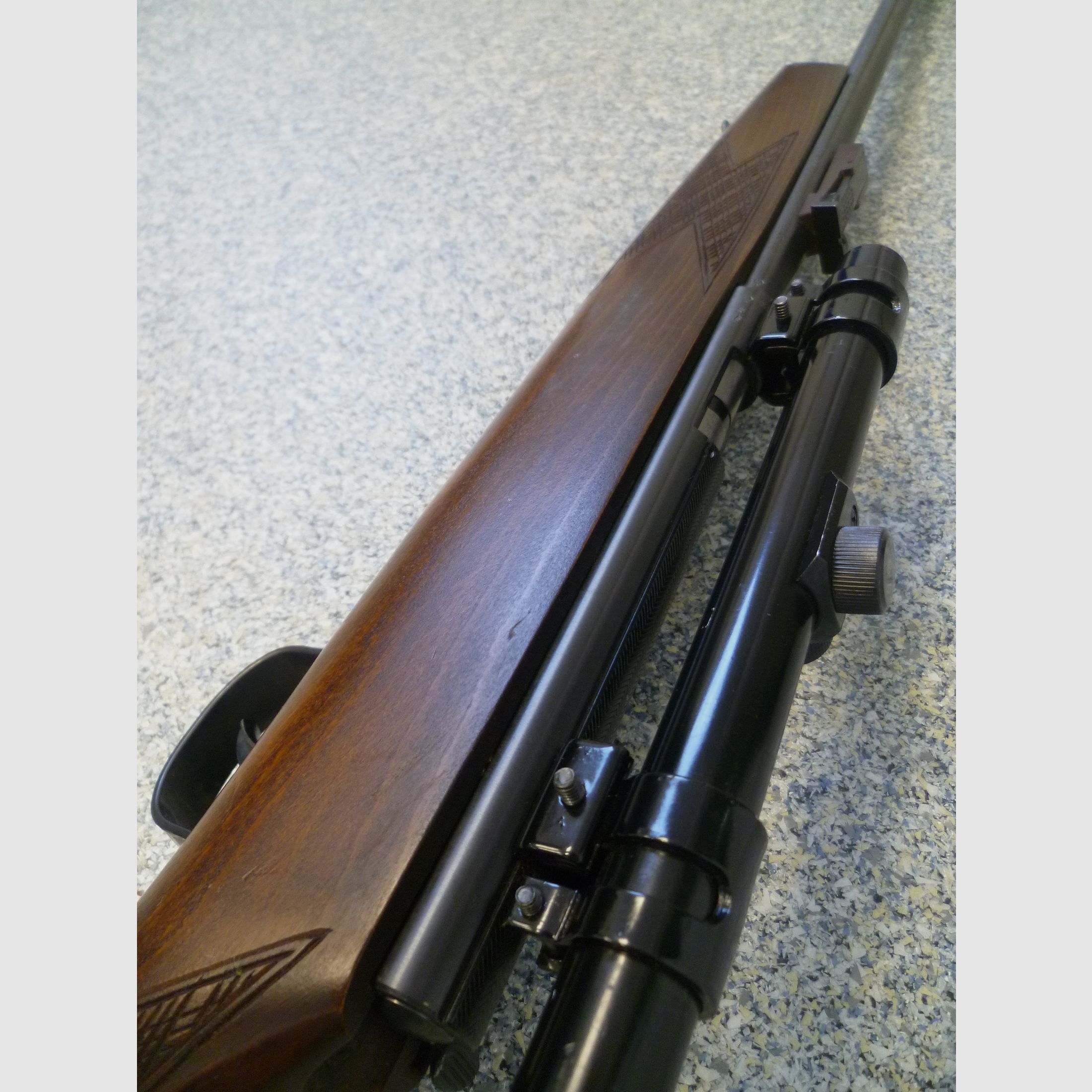 Repetierbüchse Voere .22 lr