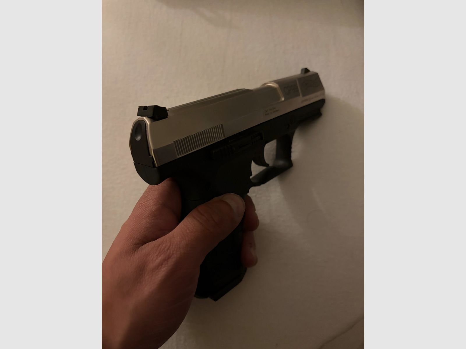 Walther CP99 CO₂ Luftpistole 4,5 mm (.177) mit Trommelmagazin