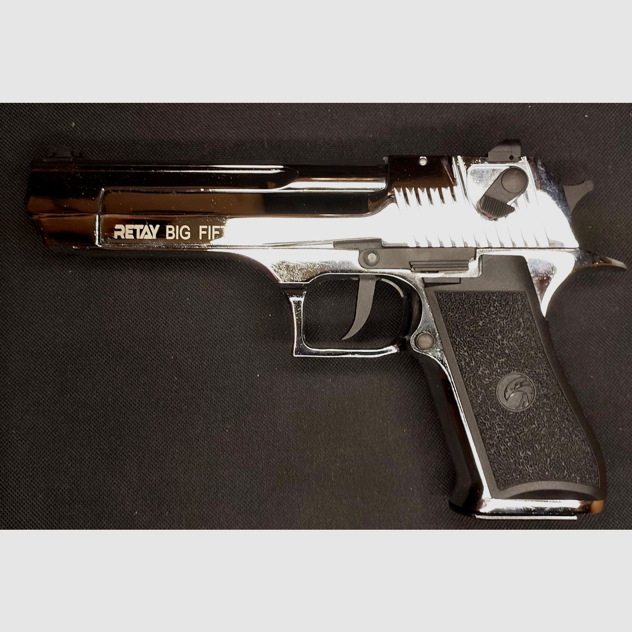 Retay Big Fifty Schreckschusspistole 9mm P.A.K. Chrom-Finish (PTB 1074) wie neu!