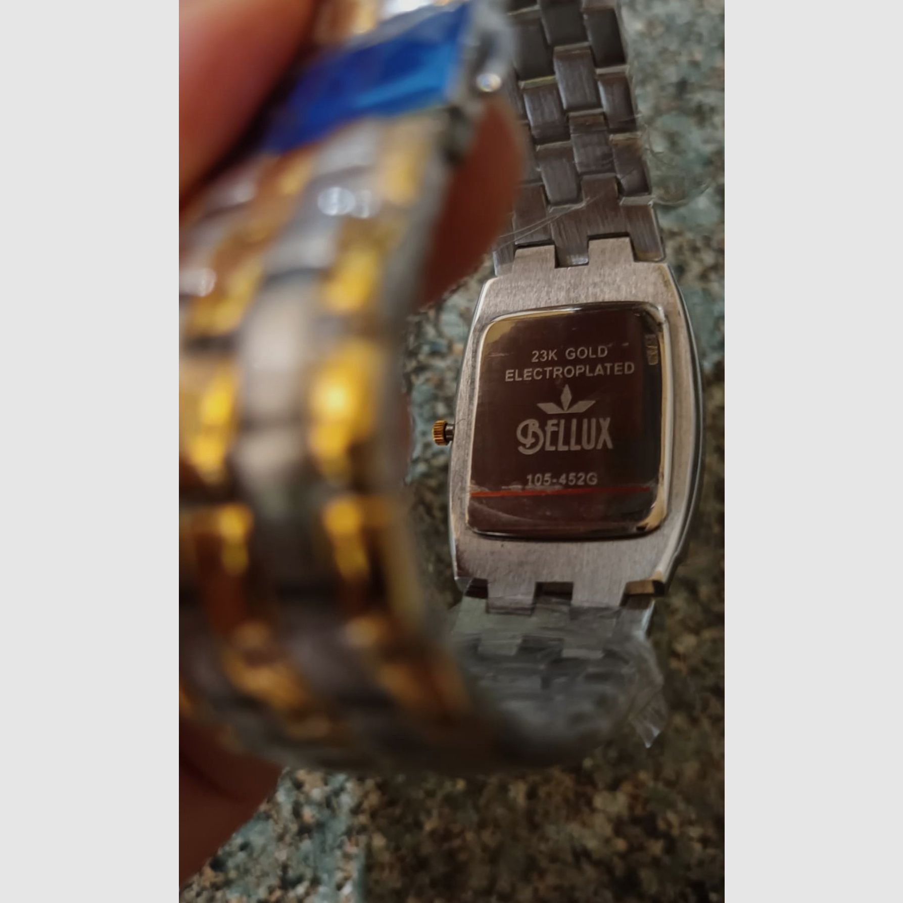 Armbanduhr Für Herren und Damen, 23 K Gold Überzug, Datum