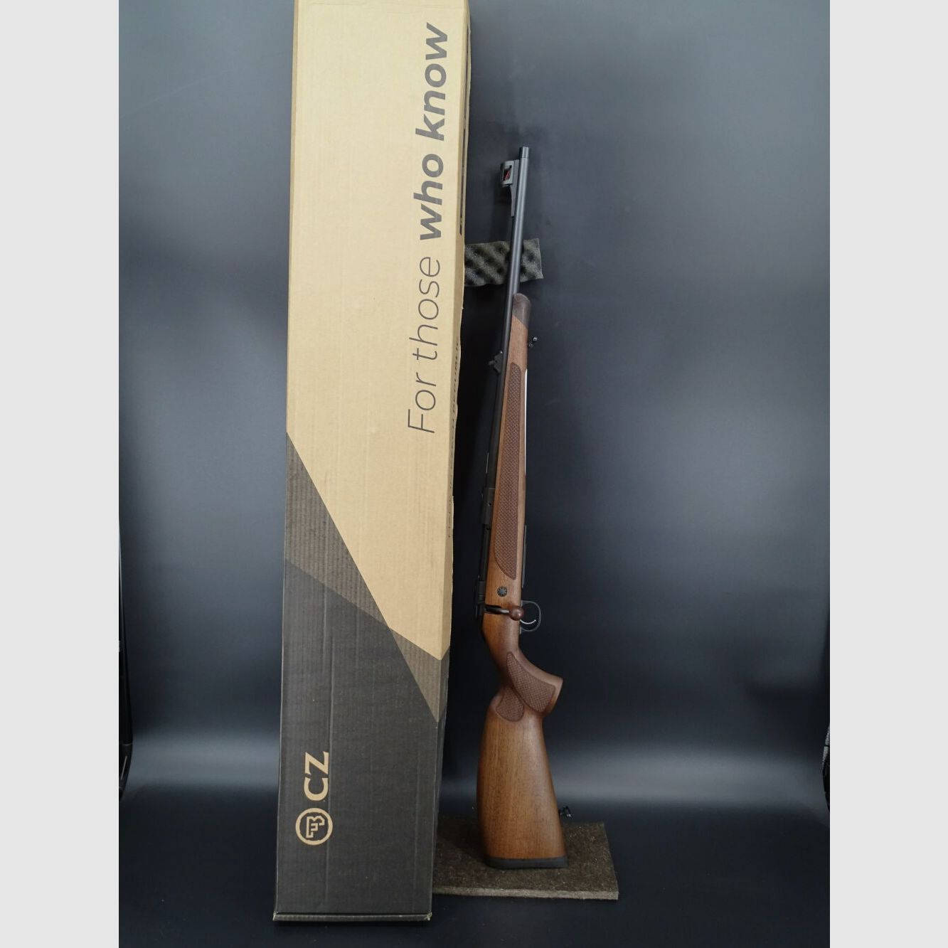 CZ 600 Luxe kaliber 8x57IS gewinde loop M15x1 nieuw wapen 600 luxe