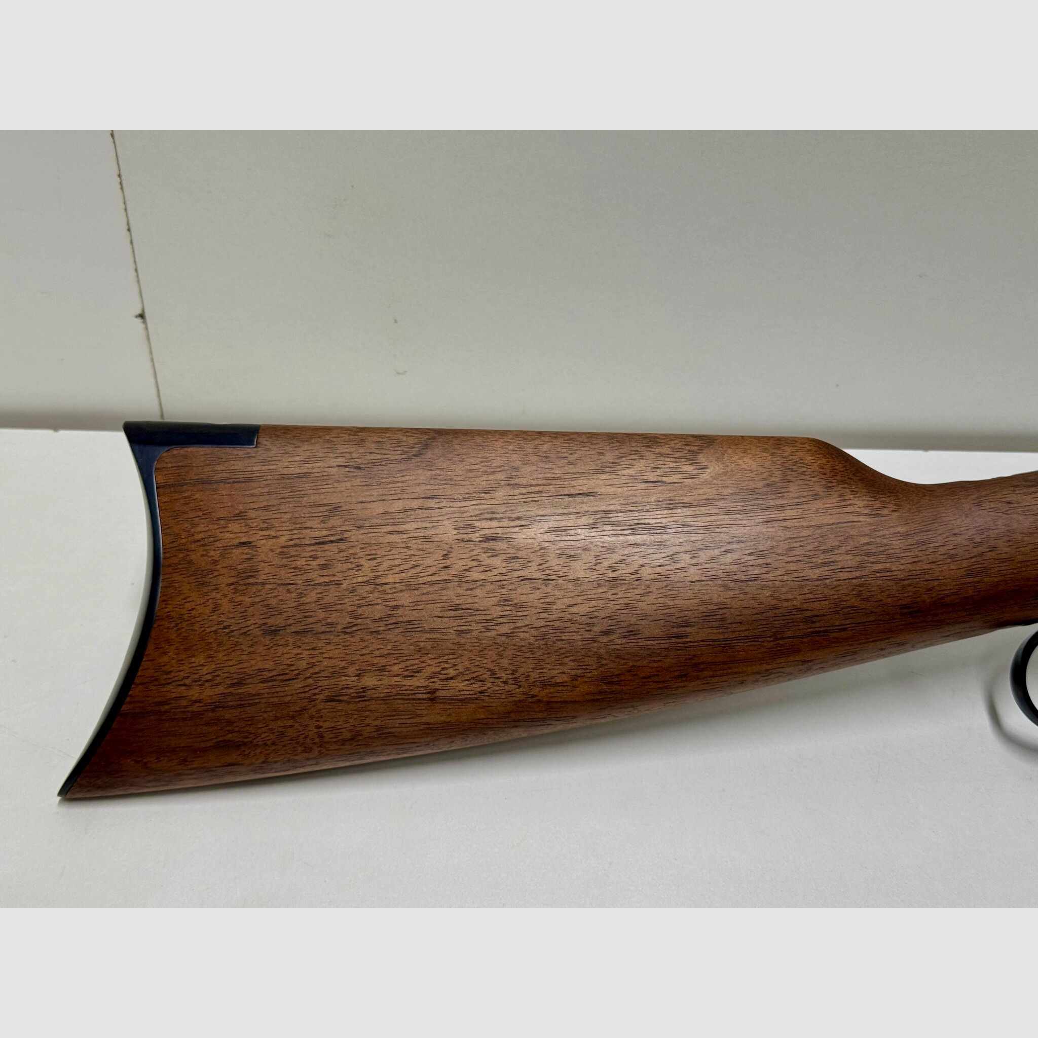 Rifle corto Winchester 1892 de Miroku