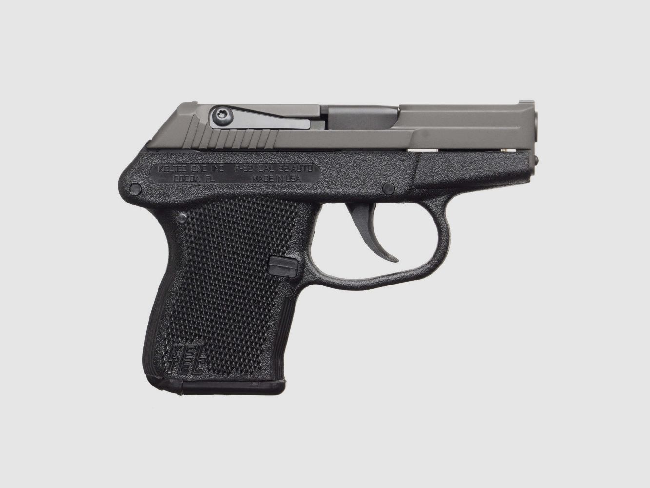 P32 PISTOL .32 BLUED SLIDE BLACK GRIP - 7RD MAGAZINE