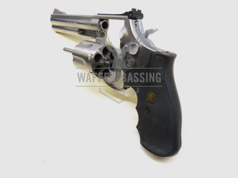 Smith & Wesson 686