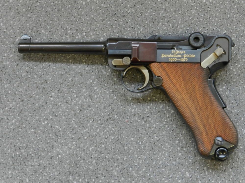 SONDERMODELL MAUSER 08 75 JAHRE PARABELLUM-PISTOLE 1900-1975