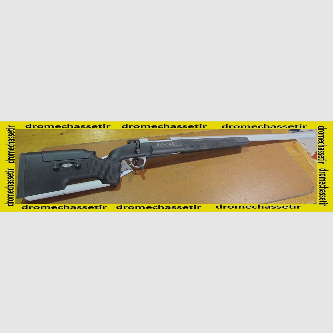 Sabatti Rover Tactical Chromé Büchse, 71 cm schwerer Multi-Radial-Lauf, Kal. 300 Winchester Magnum, Bild 1 von 5