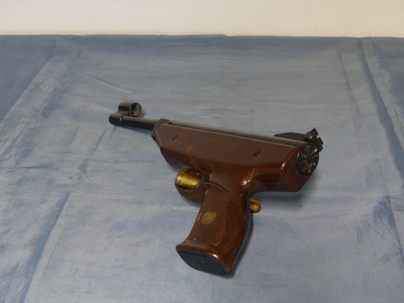 Weihrauch HW 70 air pistol 4.5 mm Diabolo without F with original packaging serial number 284