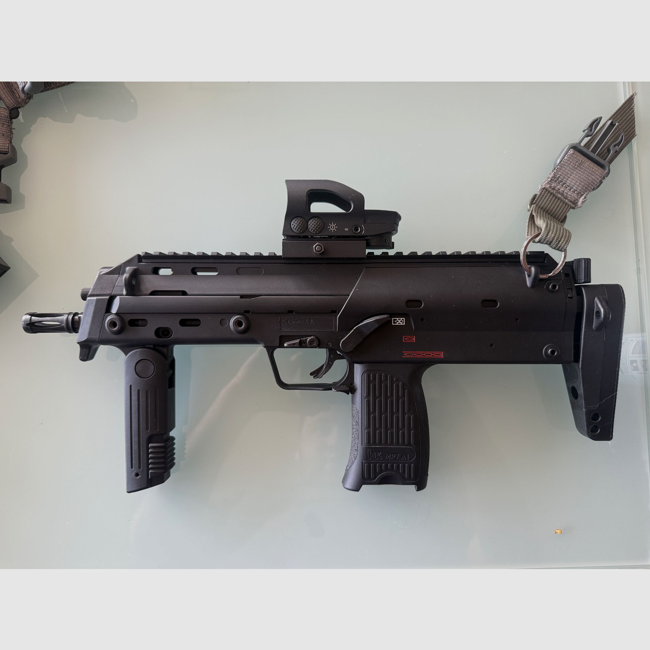 VFC MP7 GBB Einsteiger Set! / 3 Magazine / Viel Zubehör / OVP / Verhandlungsbasis!