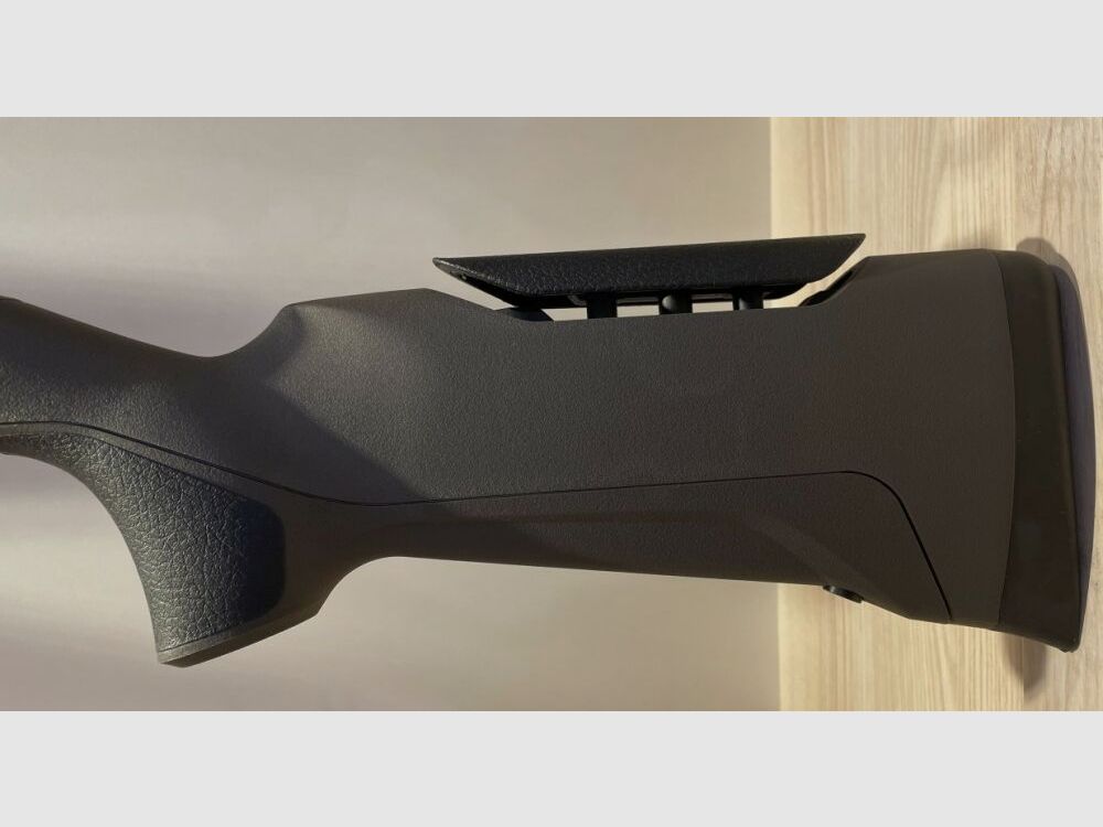 SAKO 90 FINNLIGHT KURZ ZWART