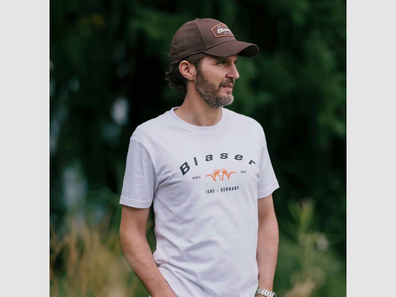 Cappello con distintivo Blaser