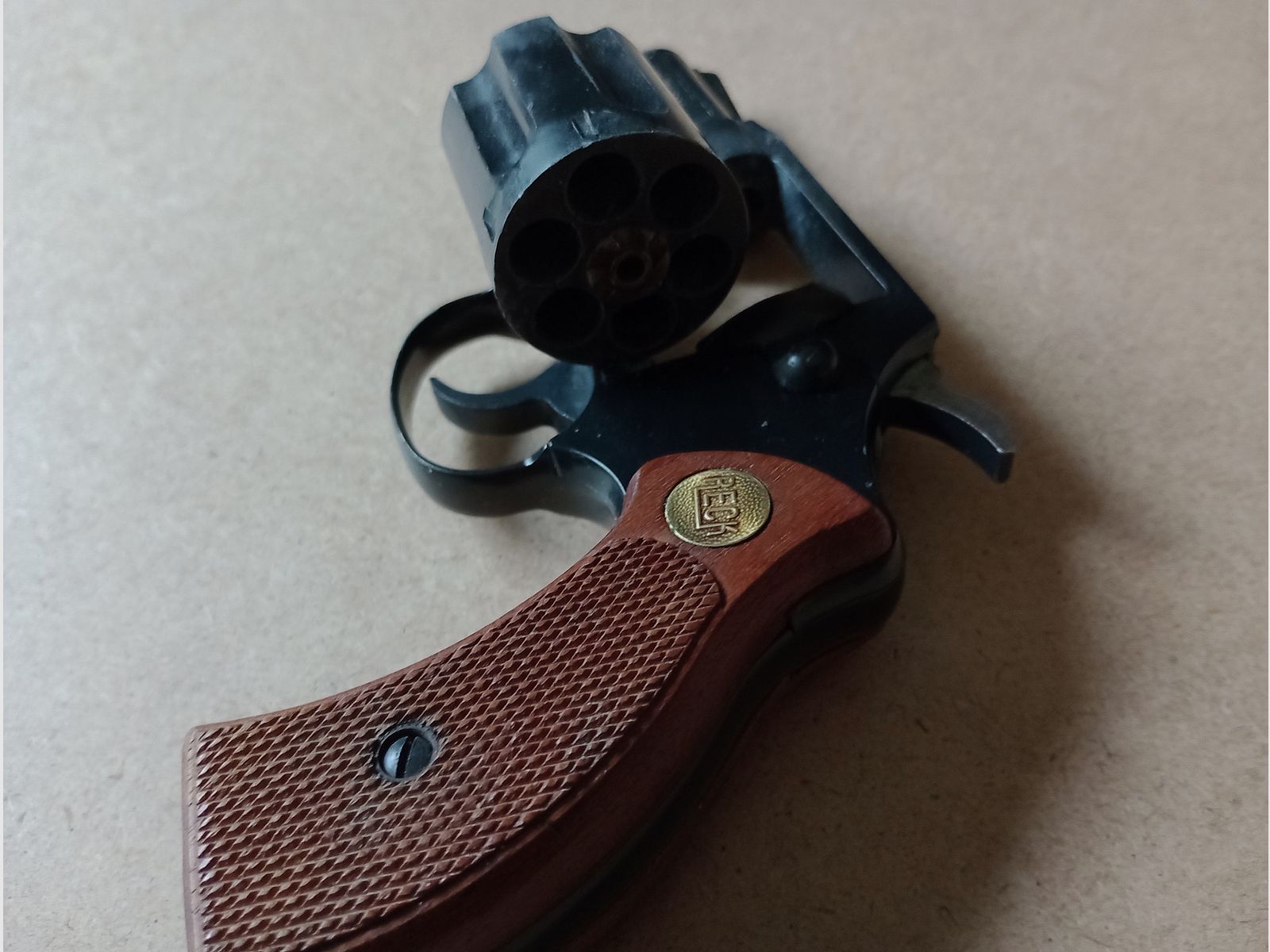 Reck-Cobra, Knall 380, immagine 3 di 4