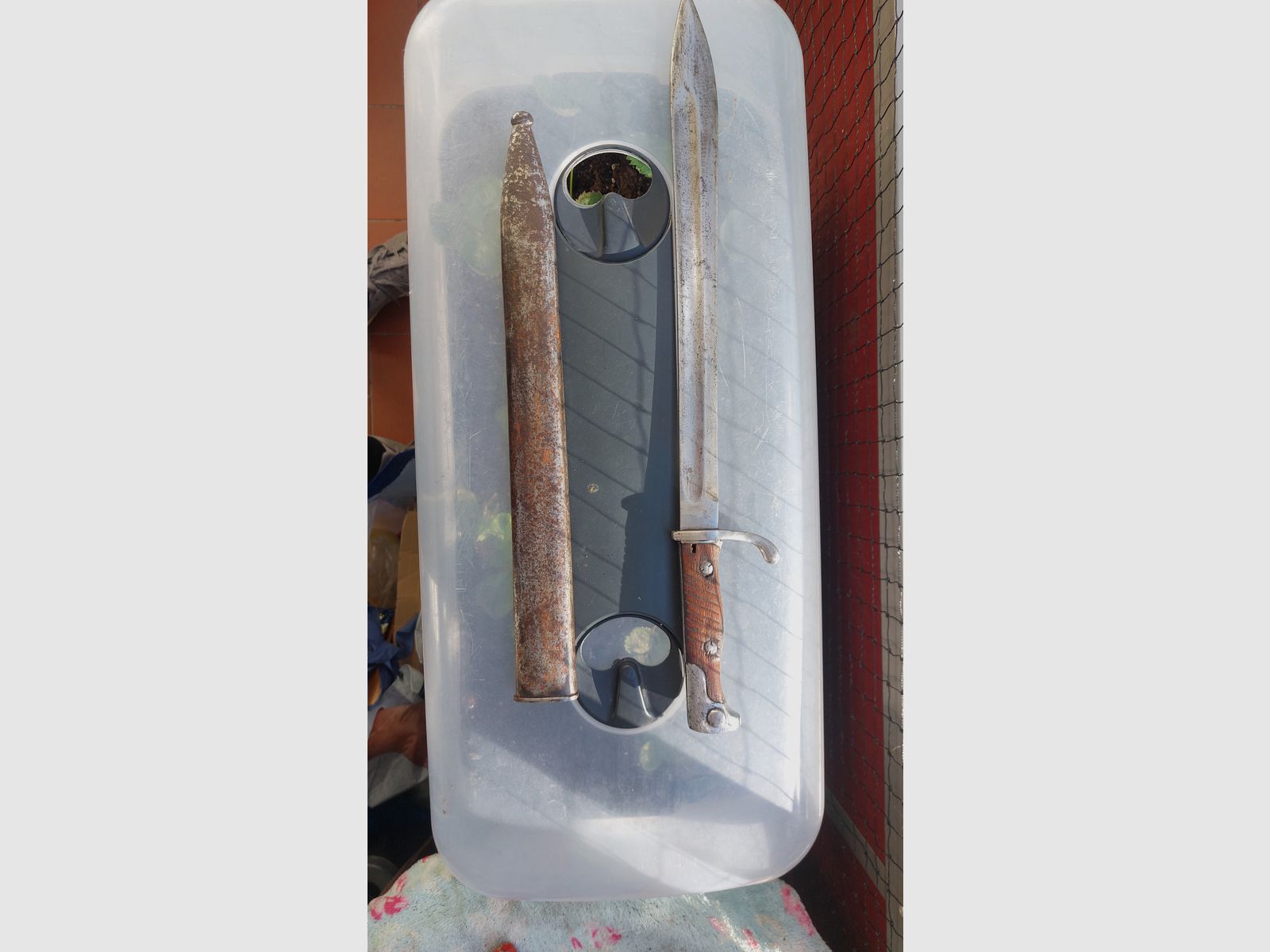 Sidearm bayonet k98,05