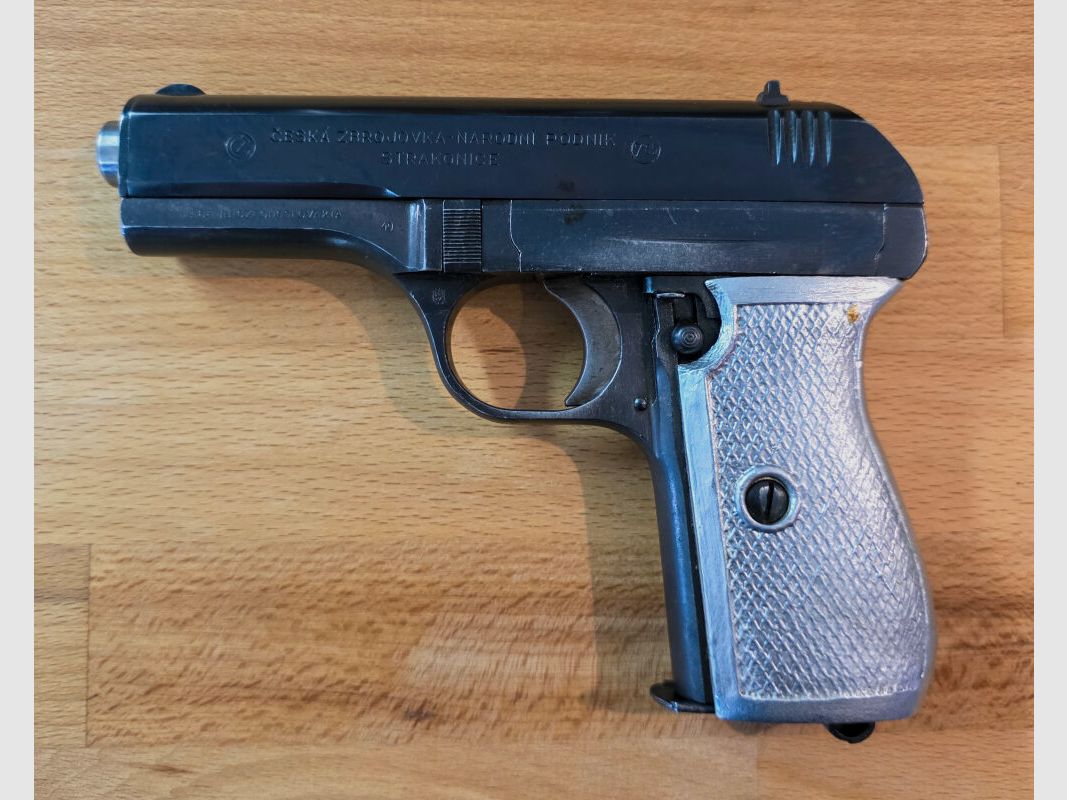 CZ 27 ou modèle successeur