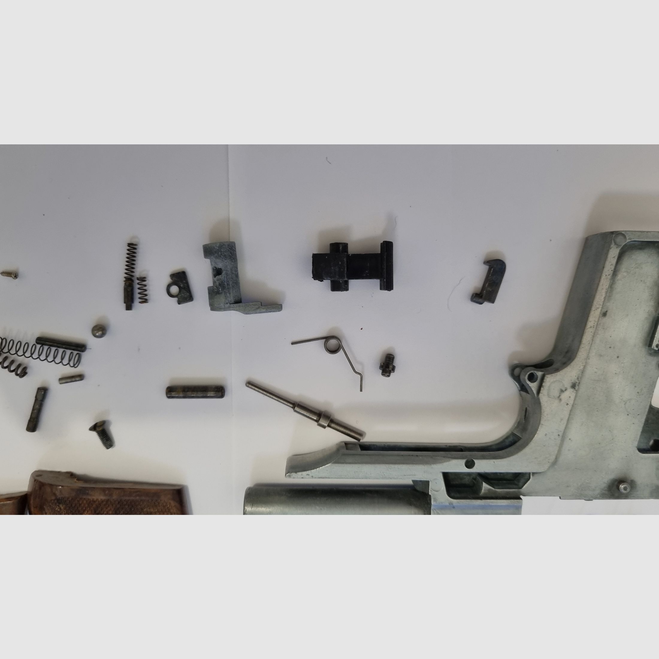 RECK Mod PK kal. 8mm K Siglé GS (schiet ook hagelmunitie) te renoveren en opnieuw te monteren ZONDER MAGAZIJN