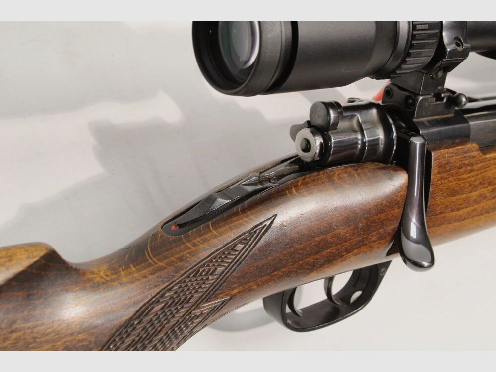 Voere Mauser 98 mit Bauer 2,5-10x50 mit Leuchtabsehen