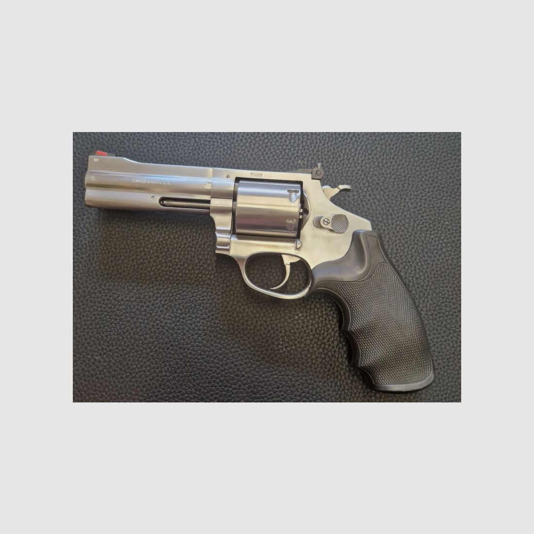 Revolver Rossi Amadeo Stainless Kal.357 Magnum