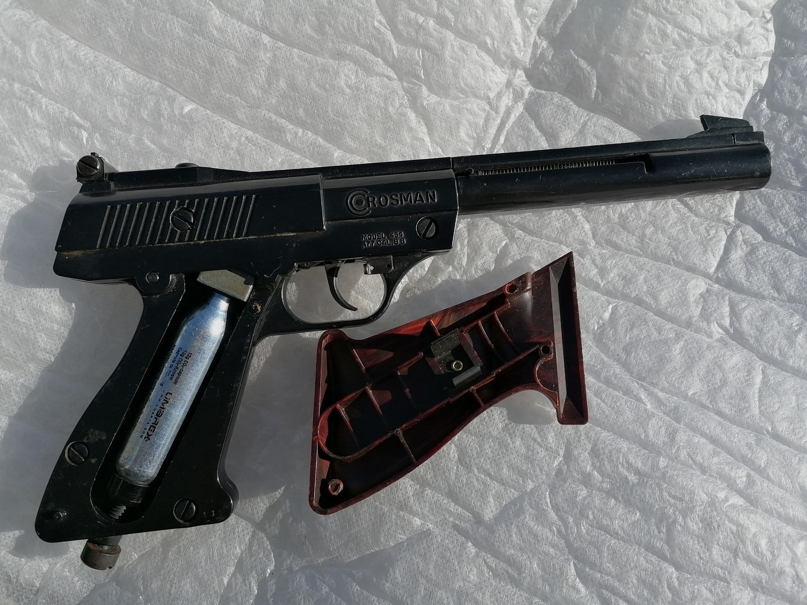 Pistola CO2 Crossman Modelo 454 4,5mm