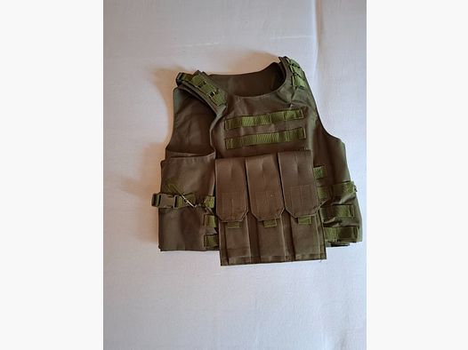 Olivgrüne Schutzweste für den Airsoftgebrauch