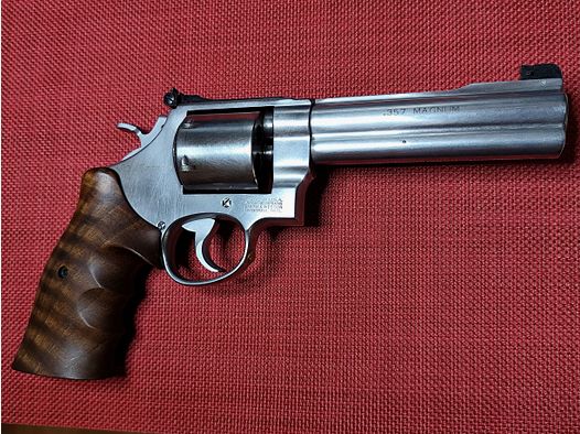 S&W Revolver  cal. 357 Magnum - Mod. 627