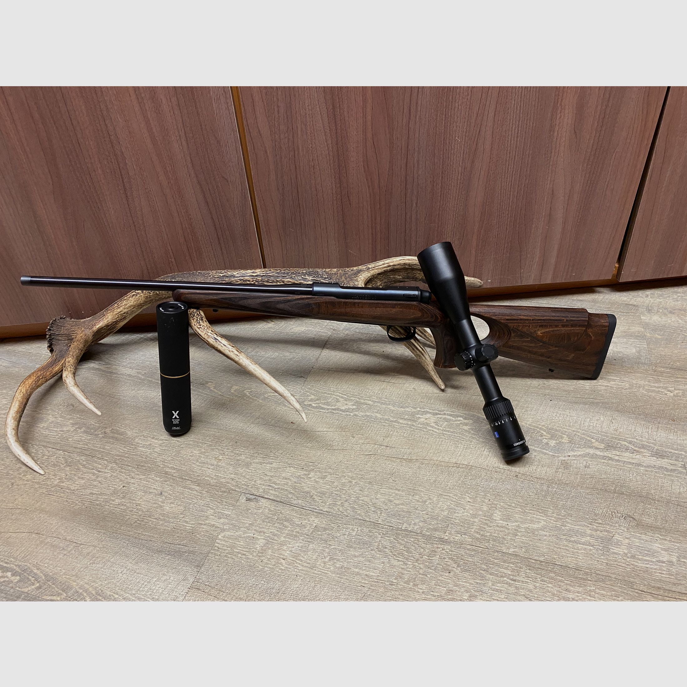 Mauser M18 Max Pure, con Zeiss Conquest V4 3-12x56