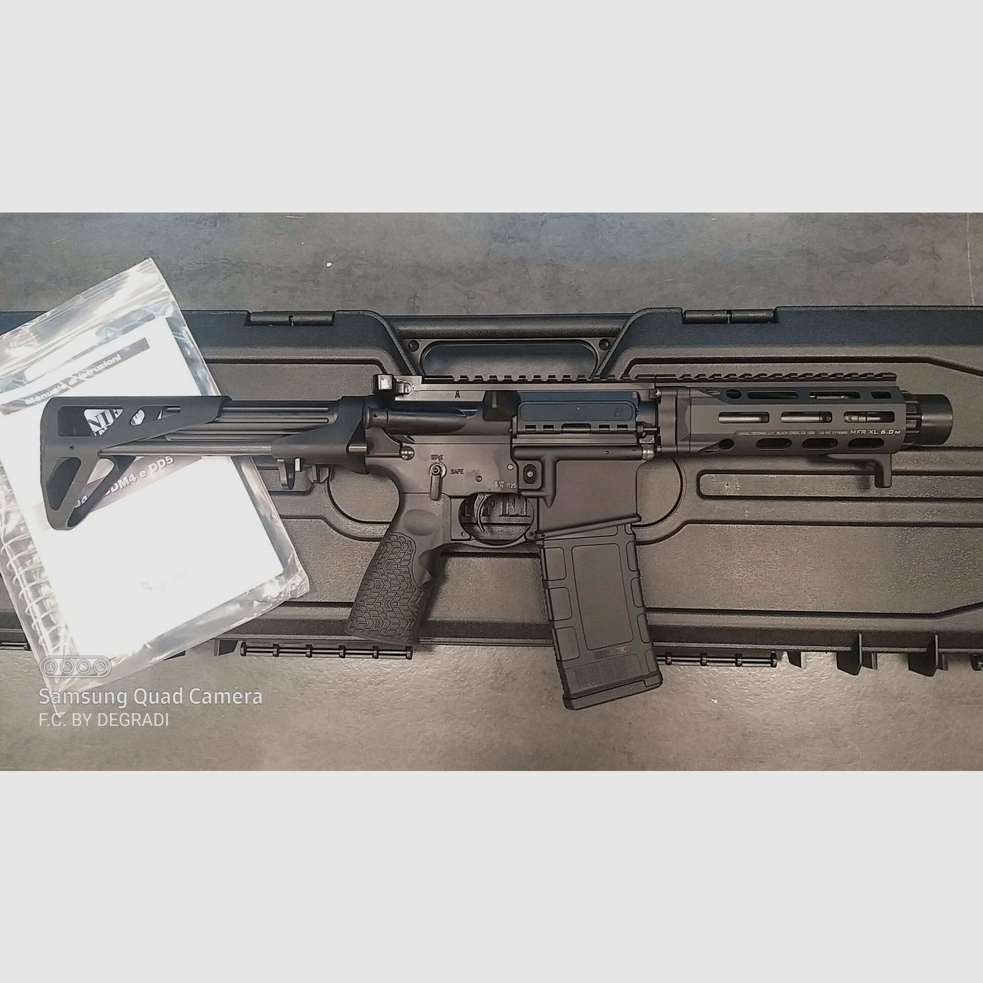 VERKOCHT !!! DANIEL DEFENSE PISTOOL DDM4 PDW 300 BLK 7”DANIEL, afbeelding 2 van 6
