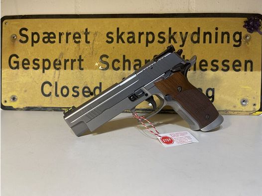 SIG Sauer P226 X-Five Classic (Gen 1)