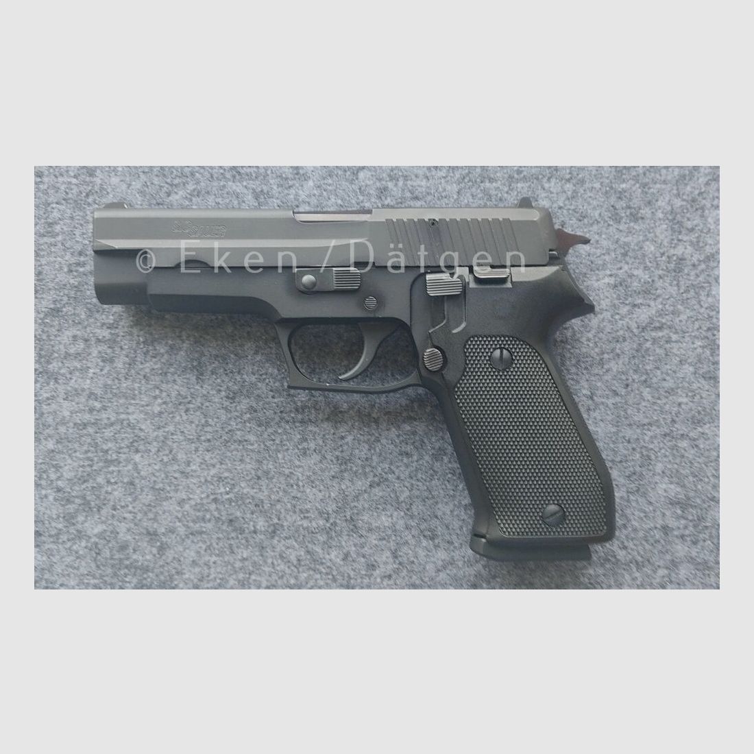 Sig Sauer P220 (Eckernförde)