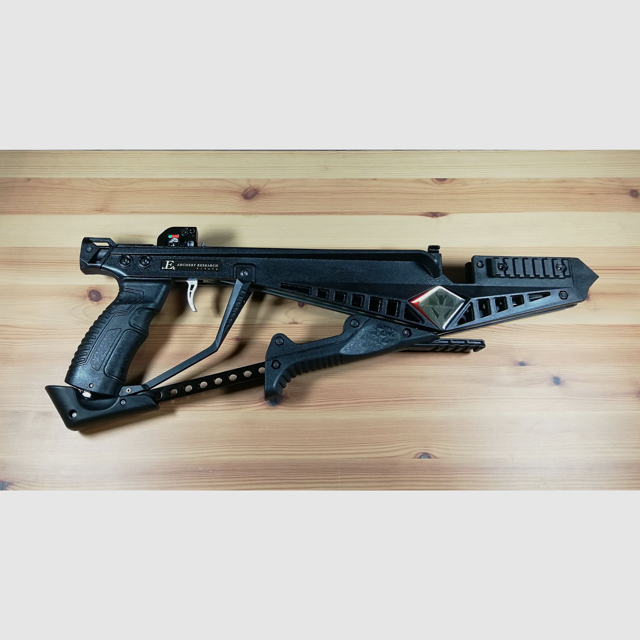 ADDER COBRA SYSTEM 130 LBS + 7 SCHUSS POLYMER MAGAZIN + 7 SCHUSS METALL MAGAZIN + OPTIK 3-10x42 Gr/Ro Bel & BERETTA 4x32 + METALL STANDBEIN