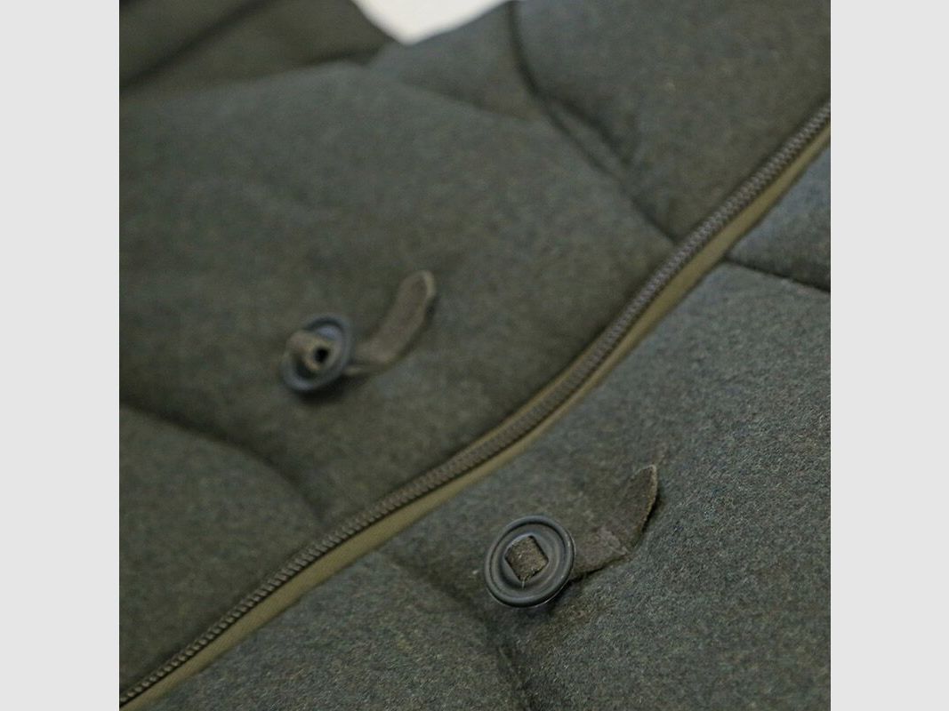 CARINTHIA Ansitzmantel + Fußteil Webpelz L