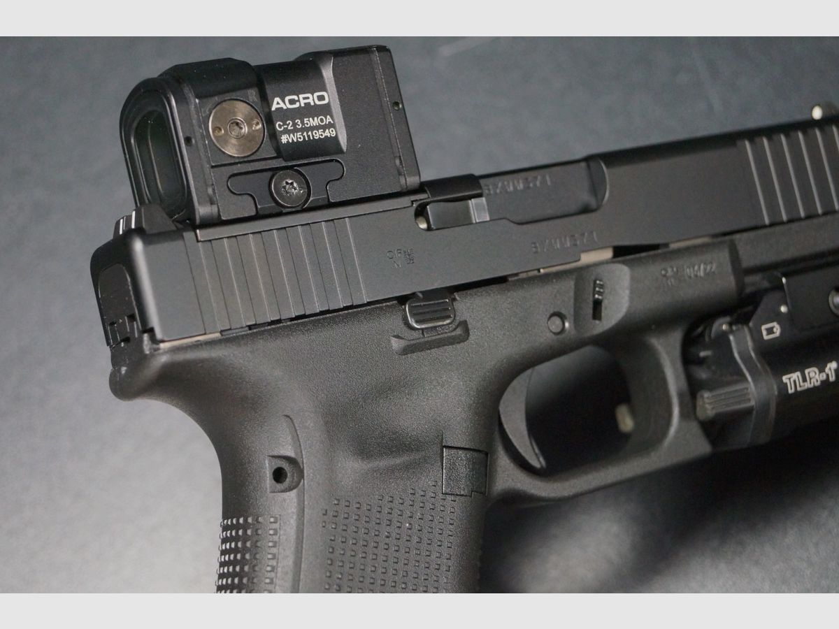Glock 17 Gen5 Aimpoint Acro TLR1, immagine 3 di 6