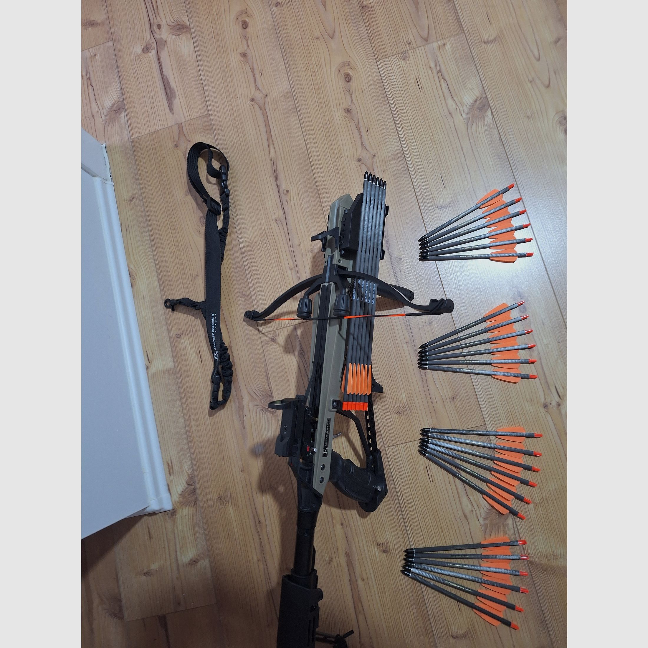 EK Archery Cobra RX