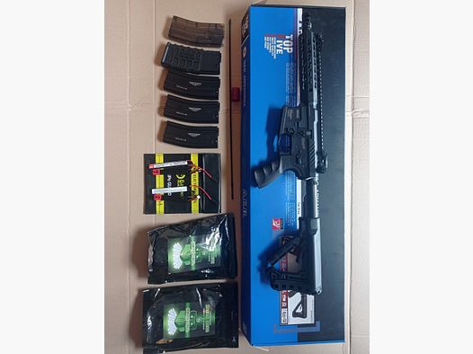 Airsoft AEG rifle G&G GC16 SR CQB 0.5J with accessories