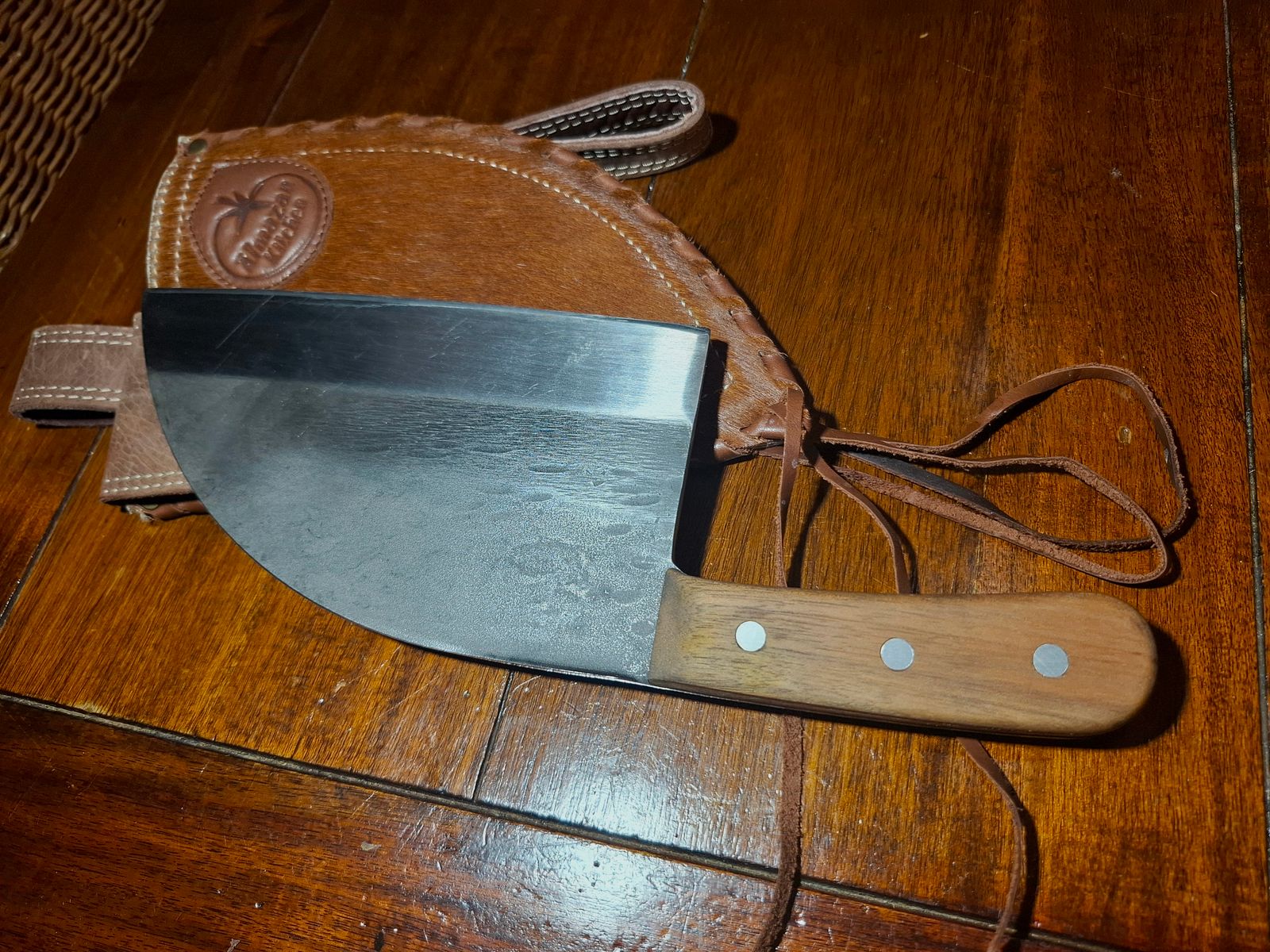 ORIGINAL ALMAZAN KITCHEN KNIFE
