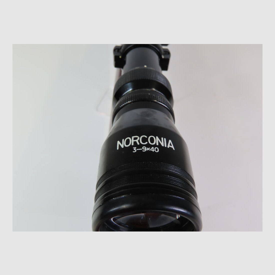 Lakefield repeater rifle / sound absorber