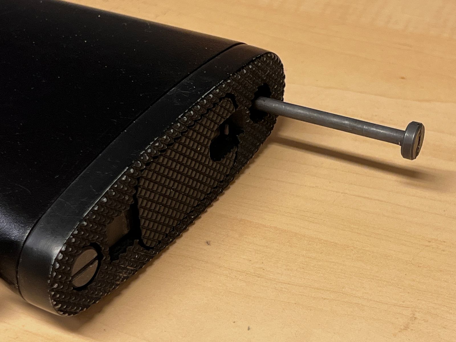 Schoudersteun voor Airsoft M16 of M4 modellen in zwart met slingbevestiging