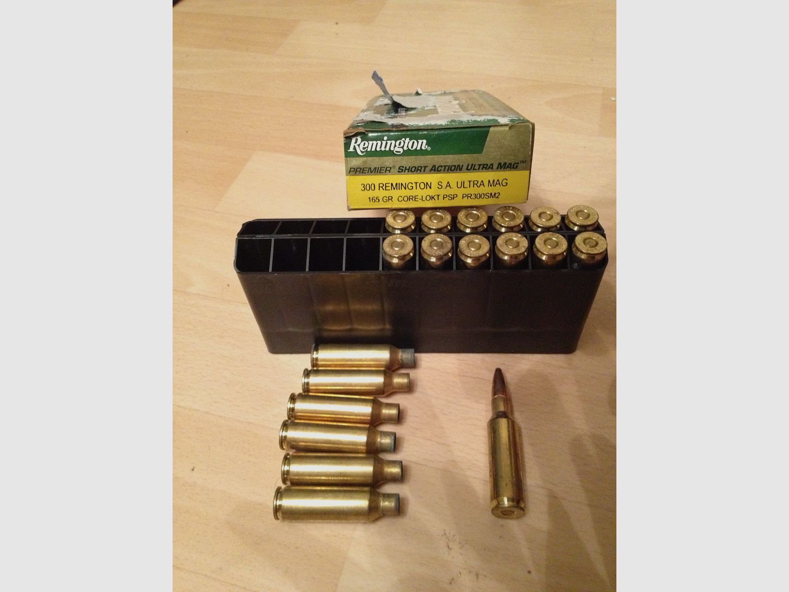 .300 Remington S.A. Ultra Mag:  13 Schuss + Hülsen UNTERM  Händlerpreis!, Bild 1 von 2
