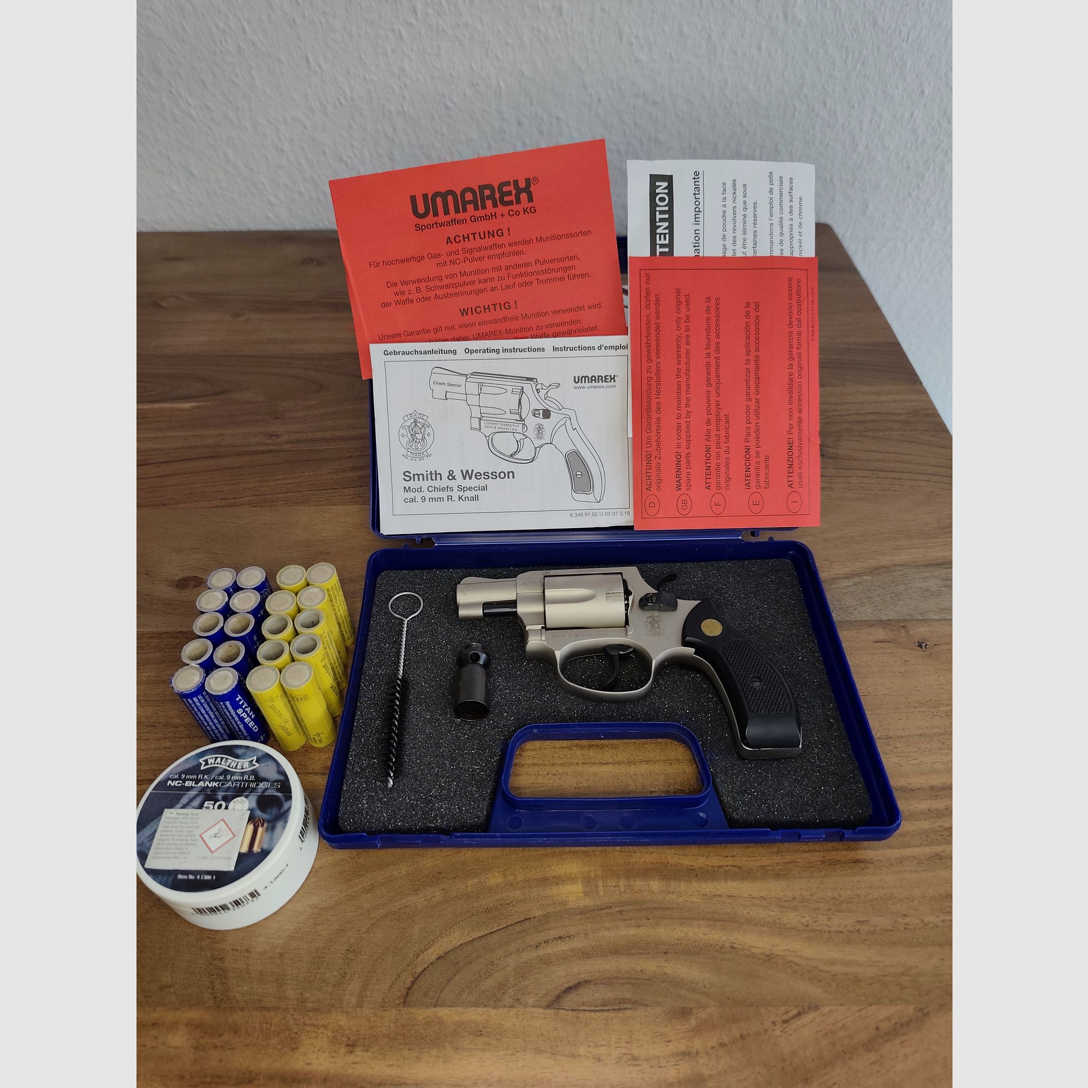Smith & Wesson Chiefs Special Schreckschussrevolver Kal. 9mm R.K.