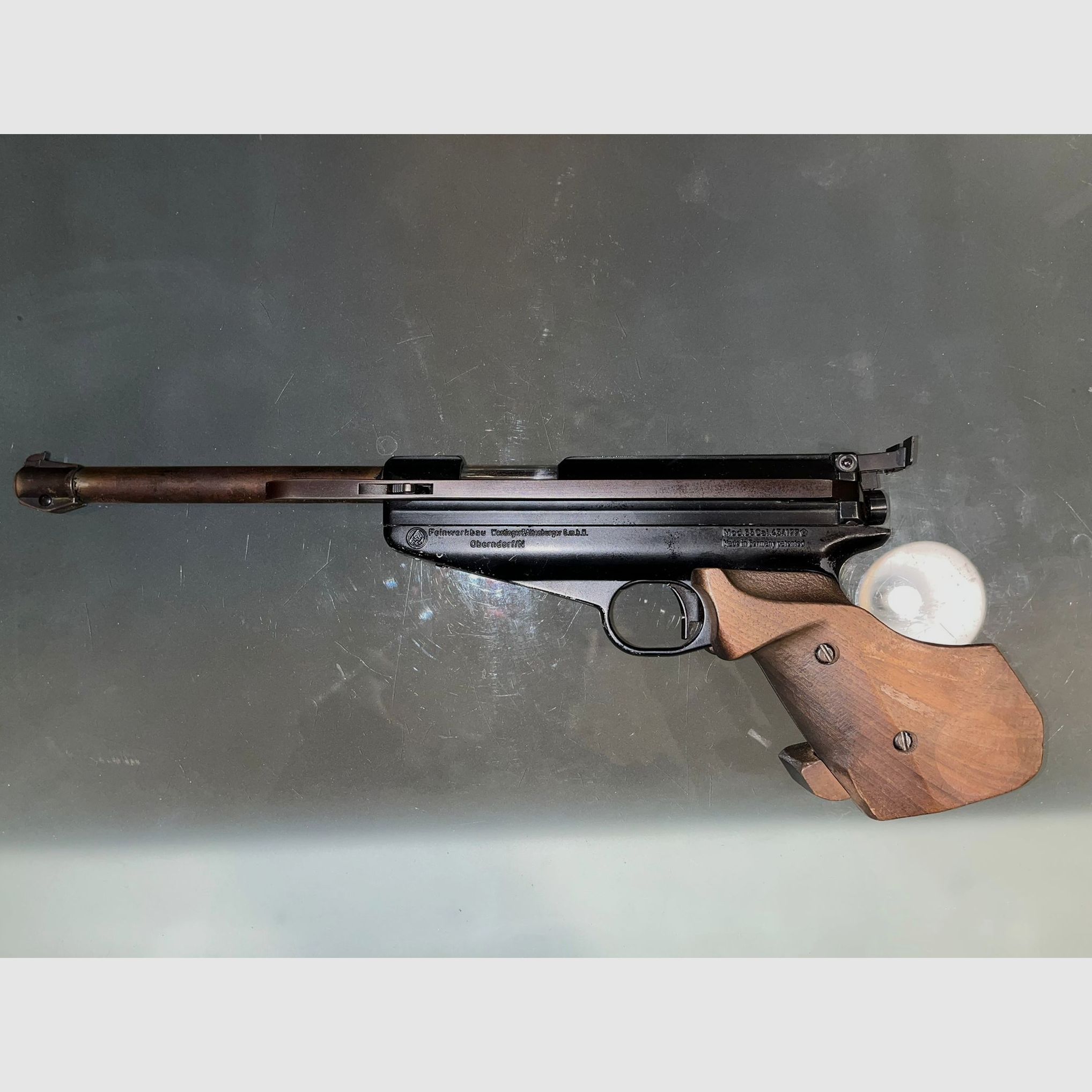 Feinwerkbau Mod. 65 4,5/.177, Federdruck / Seitenspanner