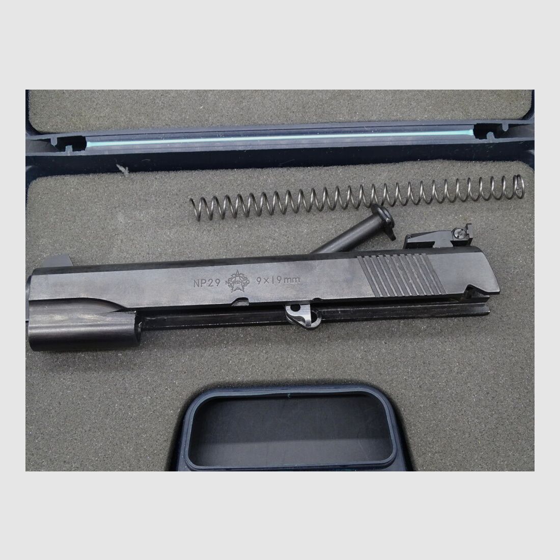 Norinco NP 29 Colt 1911 WS 5" kaliber 9mm Luger NP 29 / 1911