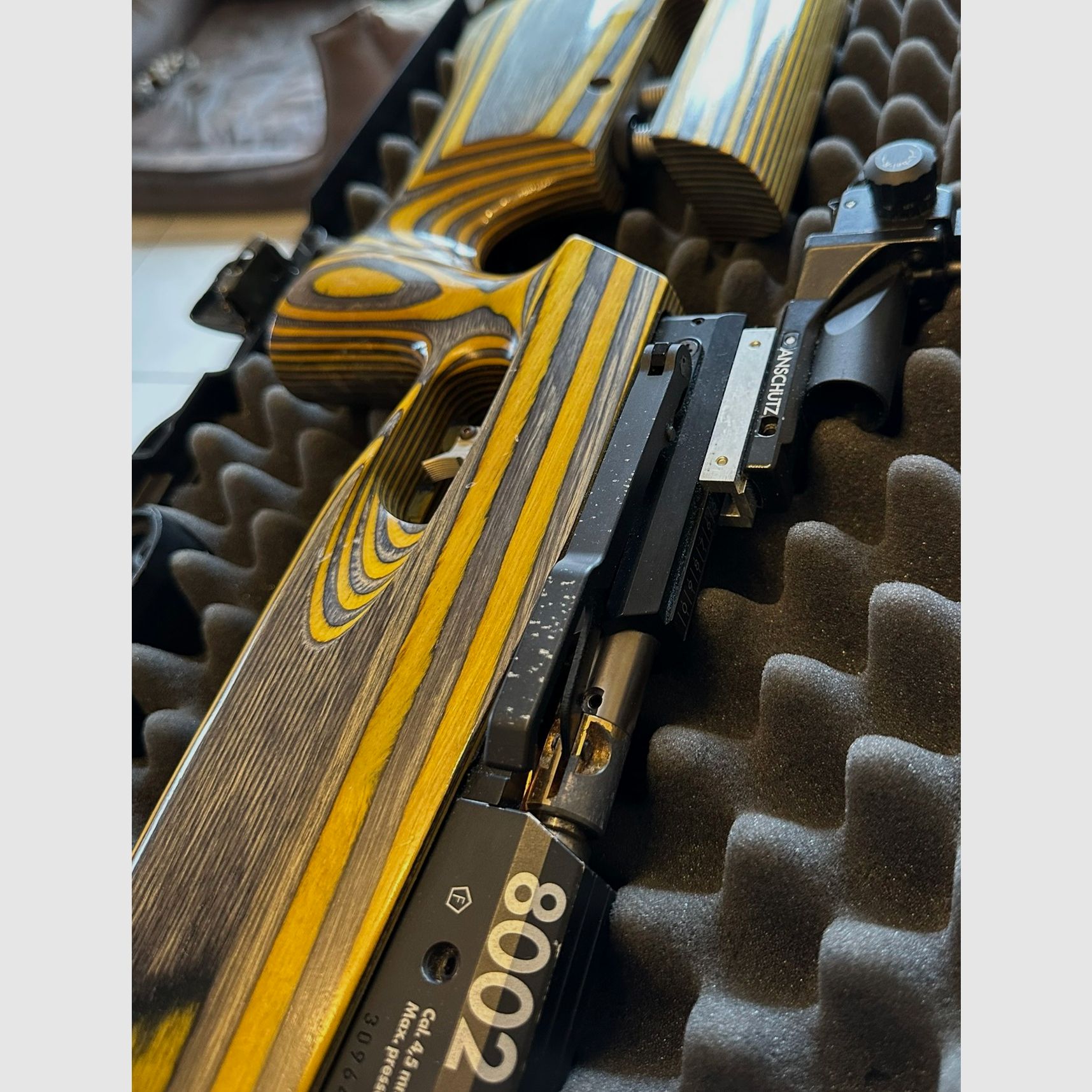 Anschütz 8002 Jugend Match Luftgewehr m. Kartusche bis 3/2027