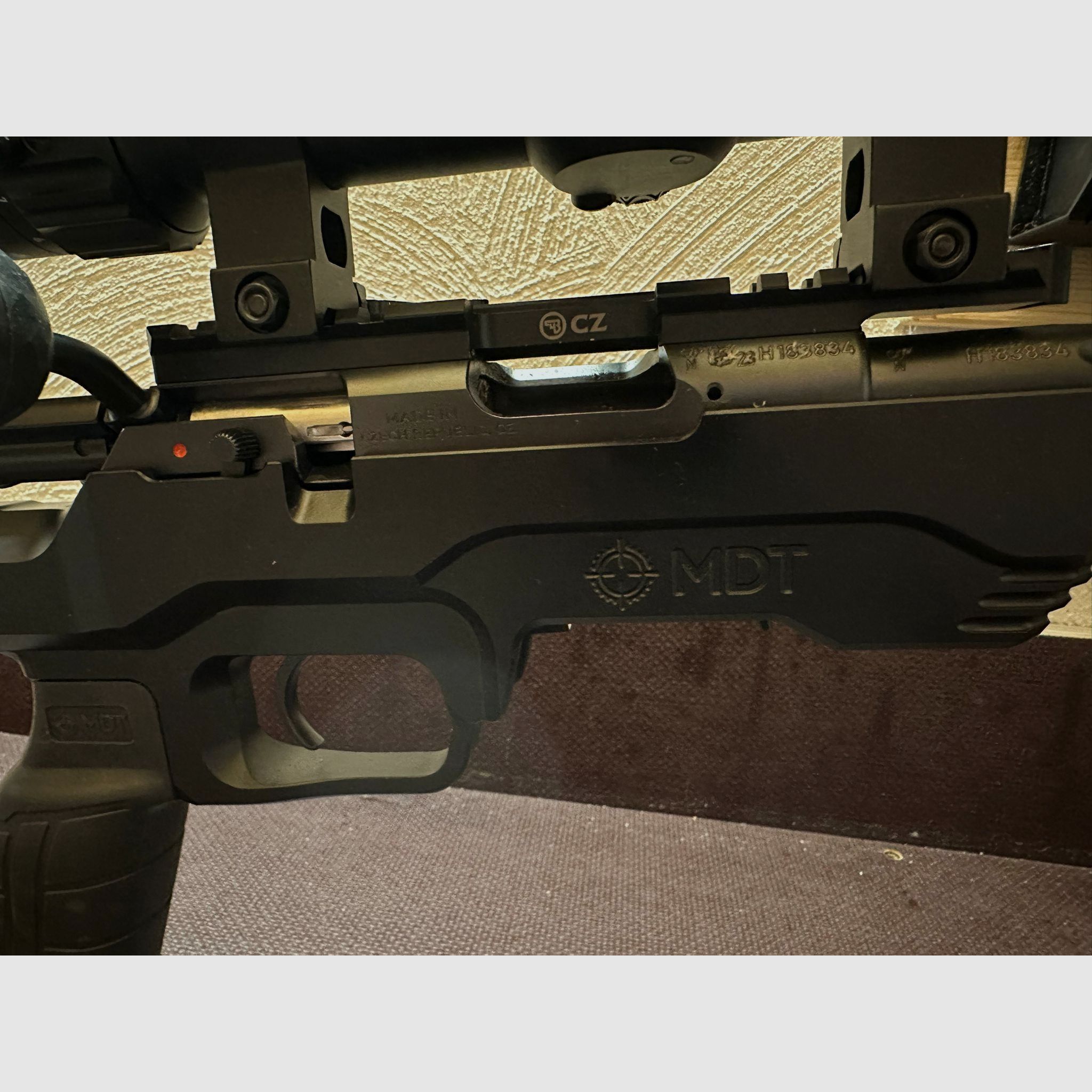*Reserviert* - CZ 457 MDT Chassis .22 lr – Komplettpaket inkl. Element Optics & Fortmeier – Wie neu!